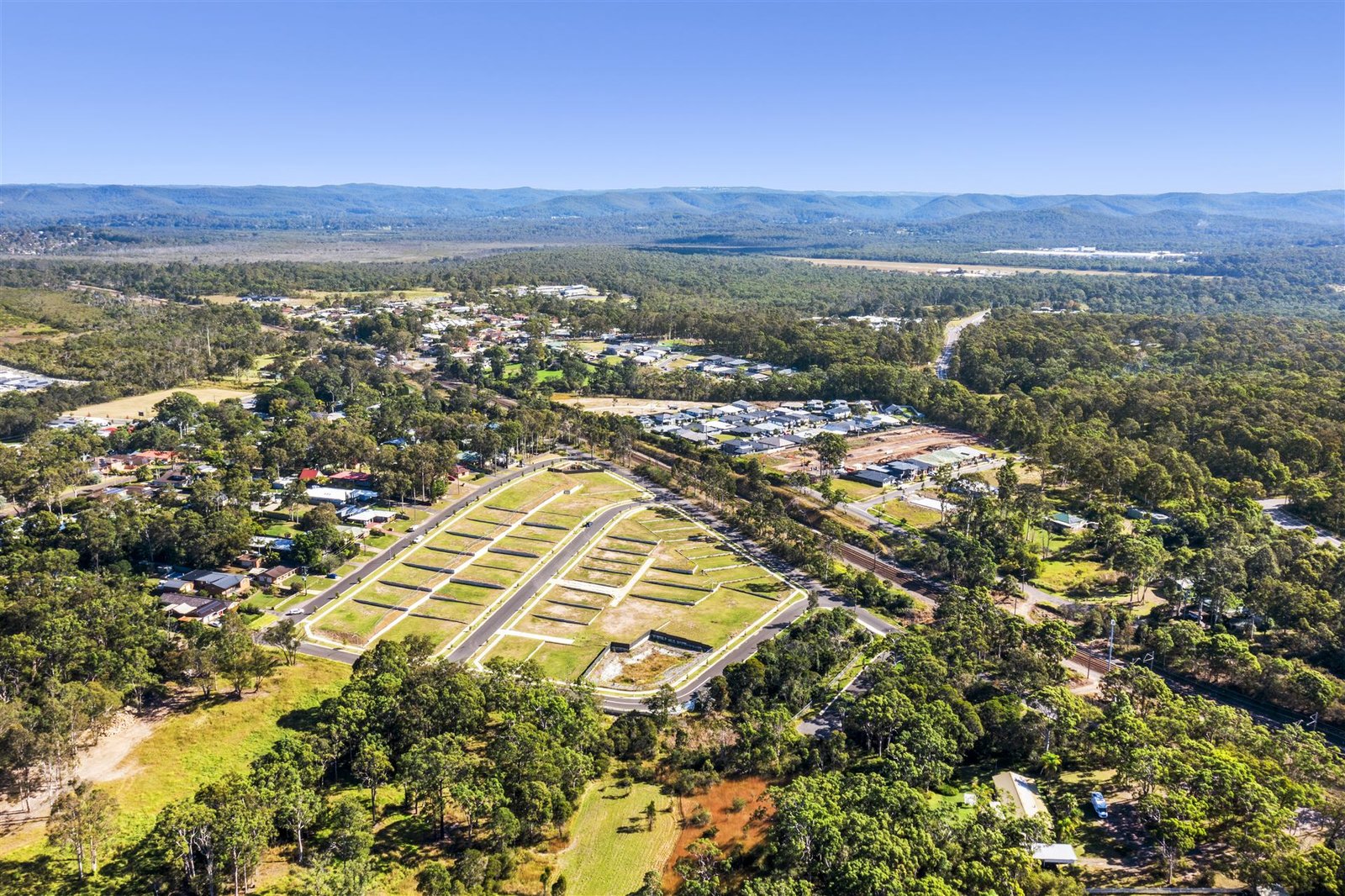 Aerial location view of Warnervale Garden and surrounds